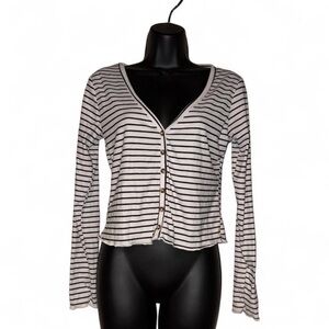 Polly & Esther Black and White Knit Top